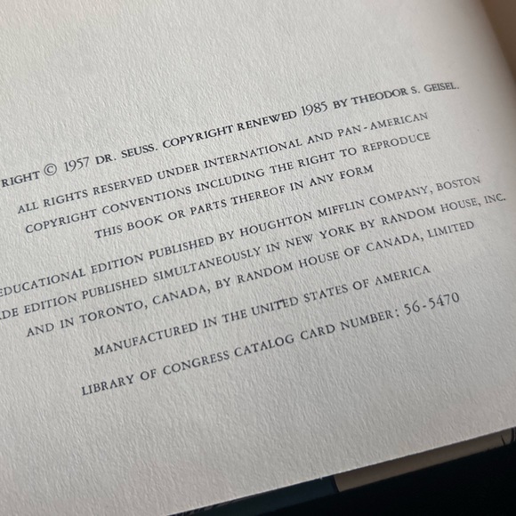 ✨Rare 1985 Dr. Seuss 'The Cat in the Hat' Book - Picture 16 of 16